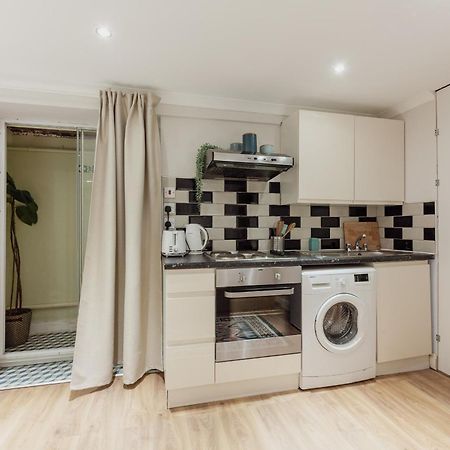 Kensington Nest Serviced Studio Londen Buitenkant foto