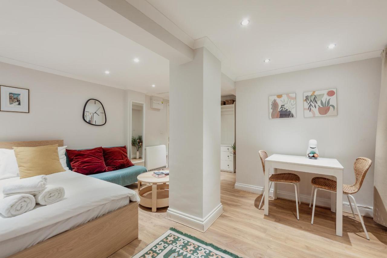 Kensington Nest Serviced Studio Londen Buitenkant foto