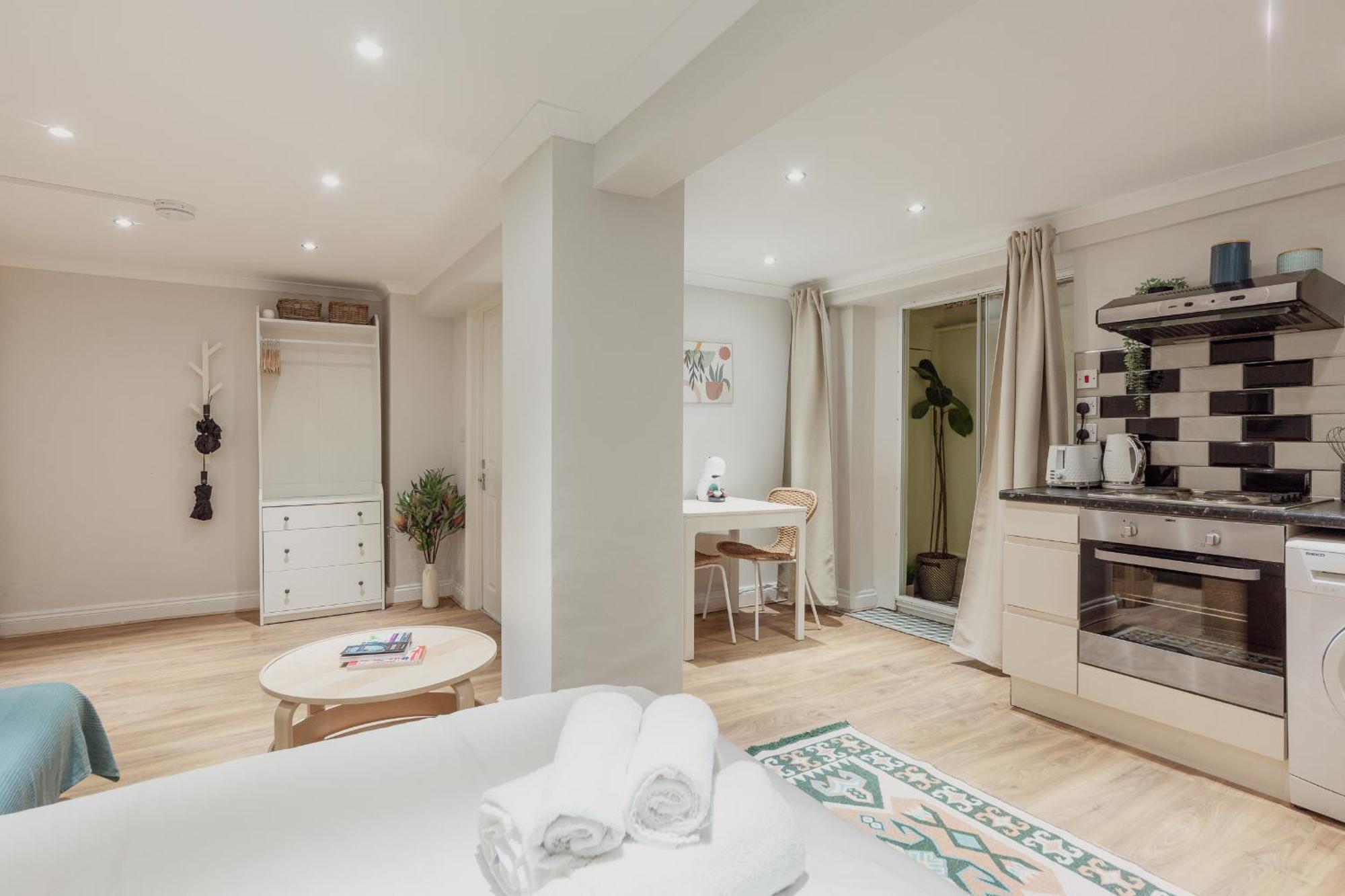 Kensington Nest Serviced Studio Londen Buitenkant foto