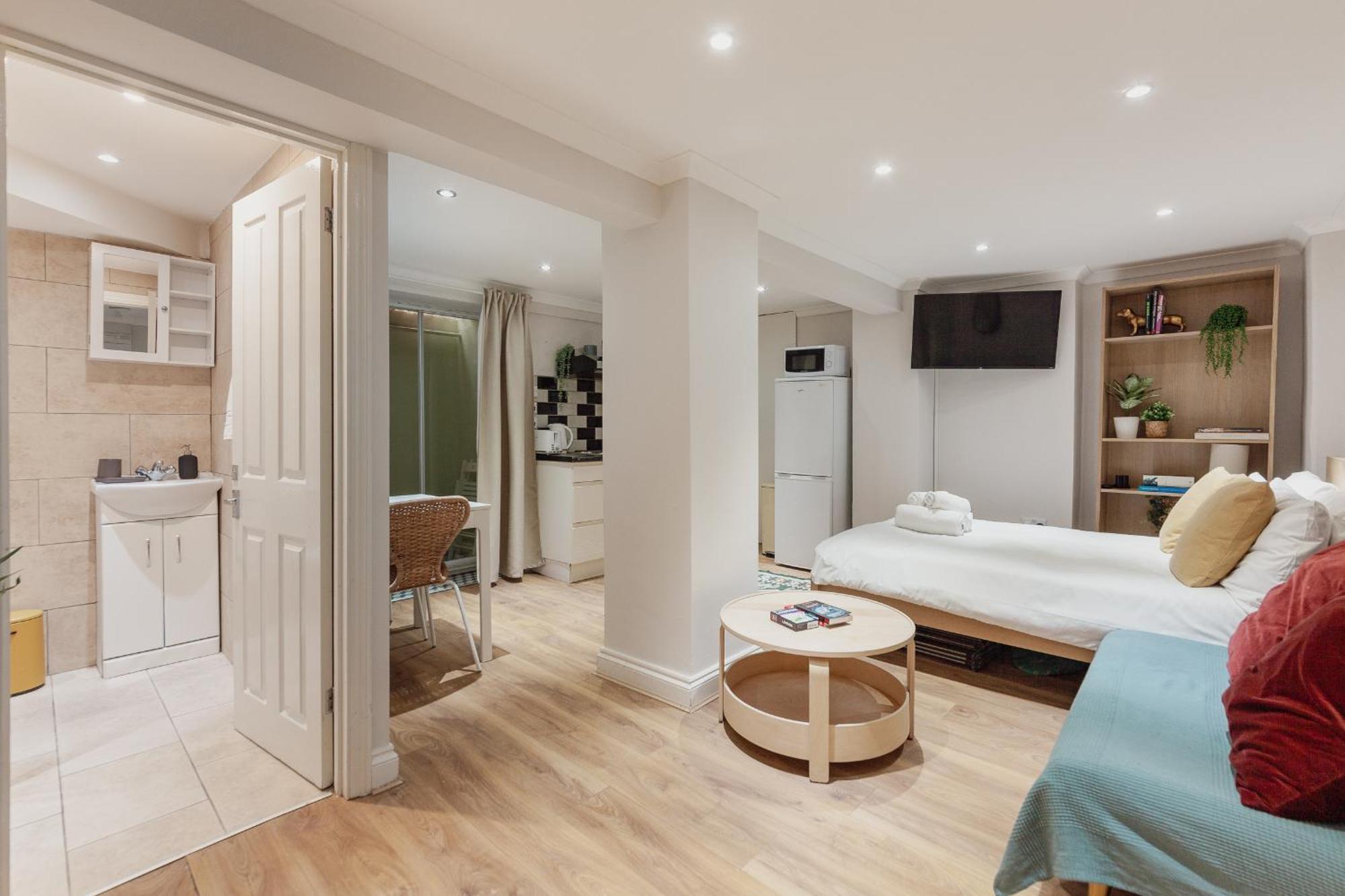 Kensington Nest Serviced Studio Londen Buitenkant foto